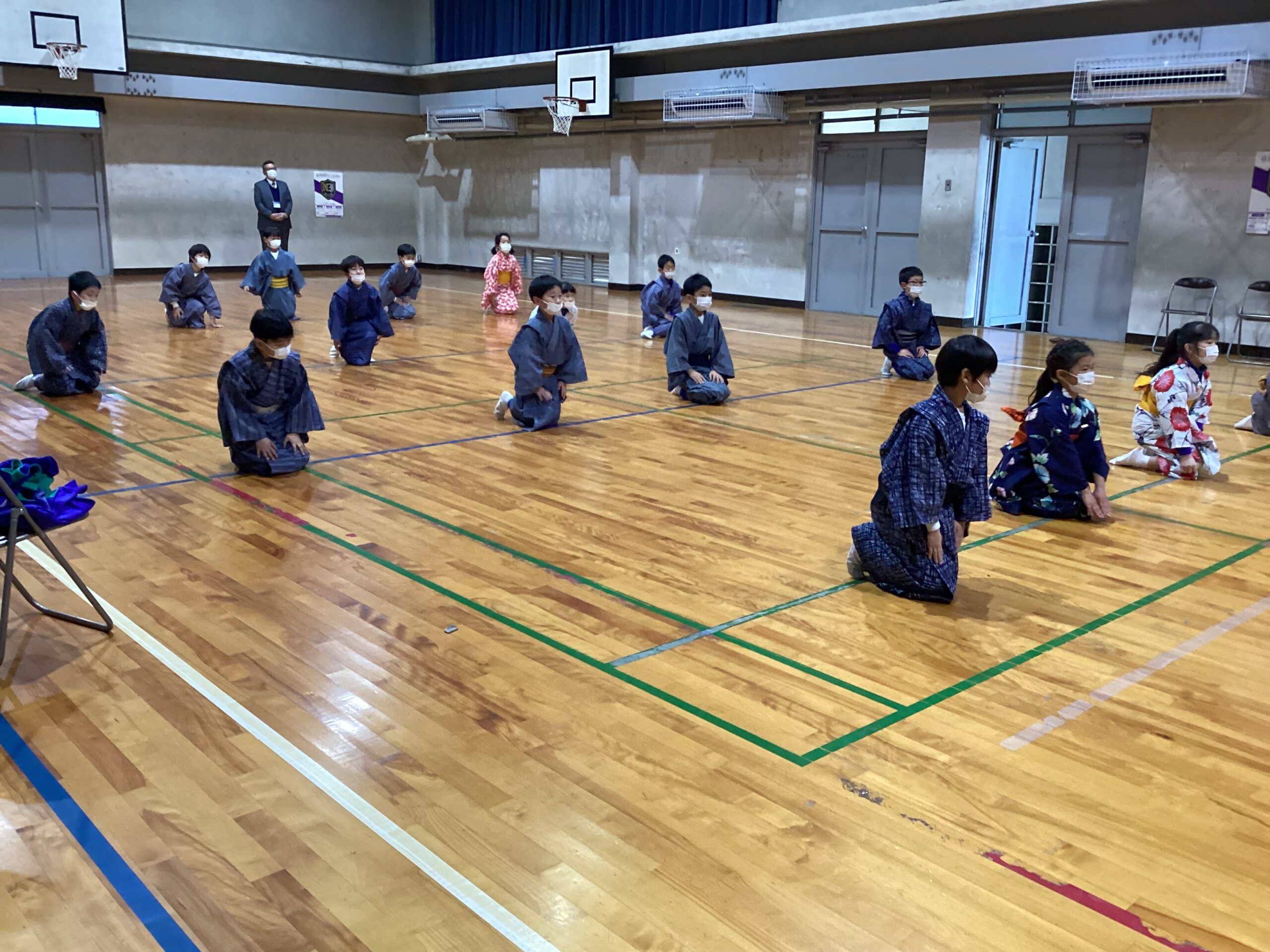 　　日本舞踊体験　二年生